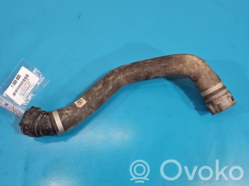 BMW 5 G30 G31 G38 Conductă/furtun lichid de răcire motor 