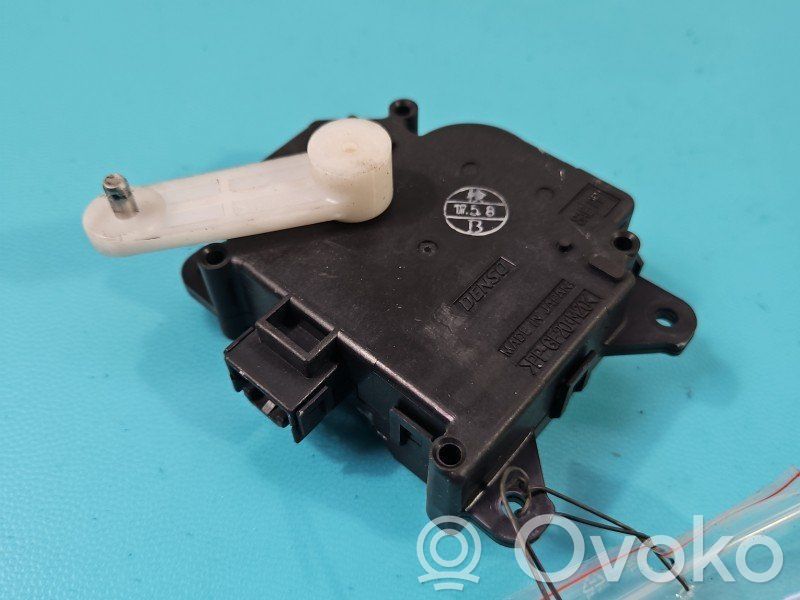 Lexus RX 330 - 350 - 400H Actuator/motor clapetă debit aer A/C 