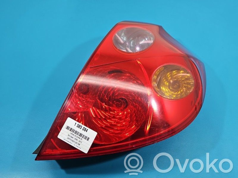 KIA Ceed Luci posteriori 