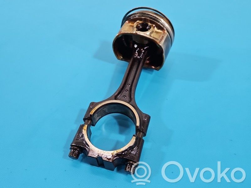 Volvo XC90 Piston 