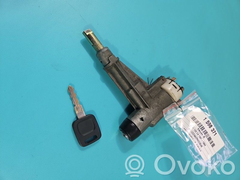 Audi 100 S4 C4 Contact aprindere 