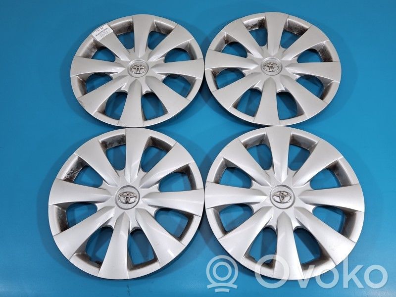 Toyota Auris 150 Mozzo/copricerchi/borchia della ruota R16