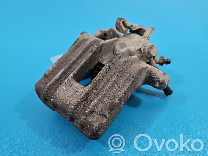 Volkswagen Golf IV Pinza del freno posteriore