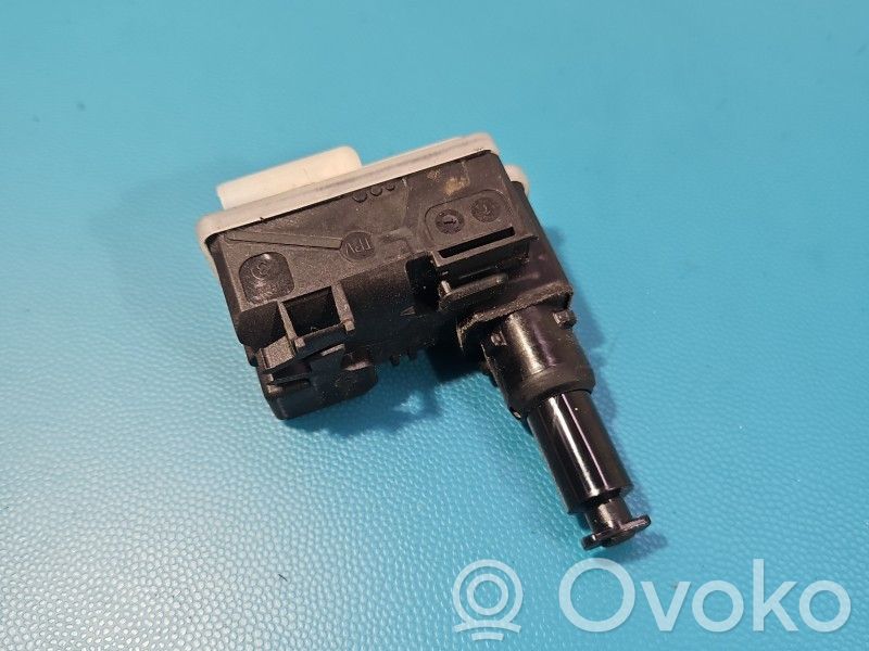 Volvo XC40 Motor blocare bușon rezervor combustibil 