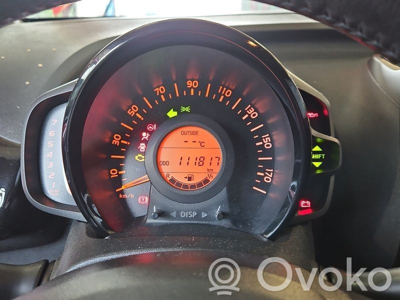 Toyota Aygo AB40 Vitezometru (grup de instrumente) 