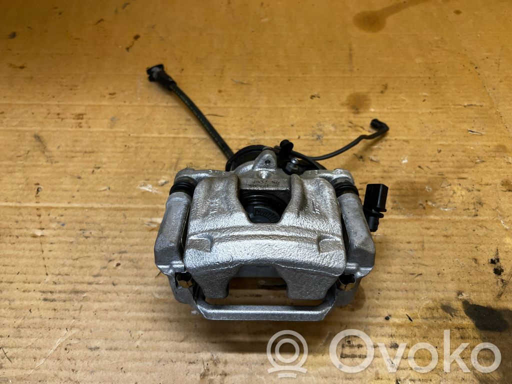 Audi A8 S8 D5 Mocowanie / Zacisk hamulca tylnego 