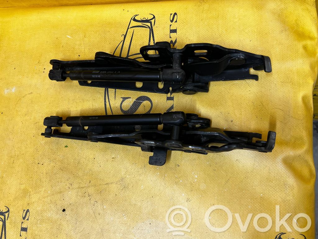 Chevrolet Corvette C5 Tailgate/trunk/boot hinge 