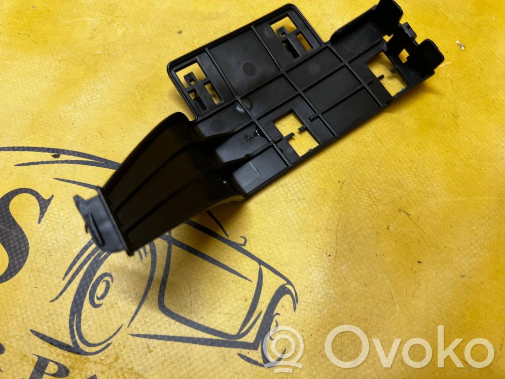 Engine mount bracket   22650