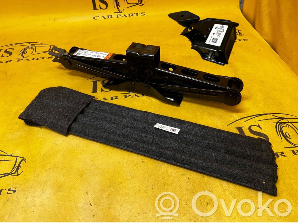 Ford Bronco Tool set 