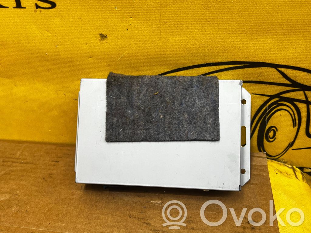 BMW 5 E60 E61 iPod connector socket 