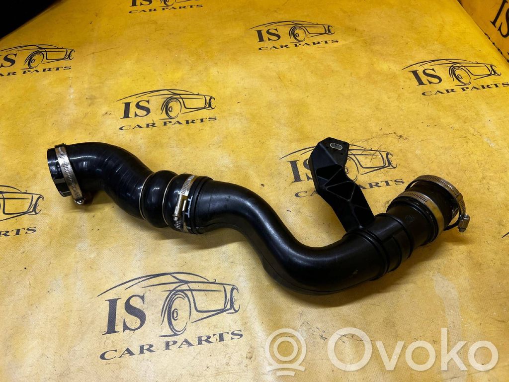 Intercooler hose/pipe   L1M36C640