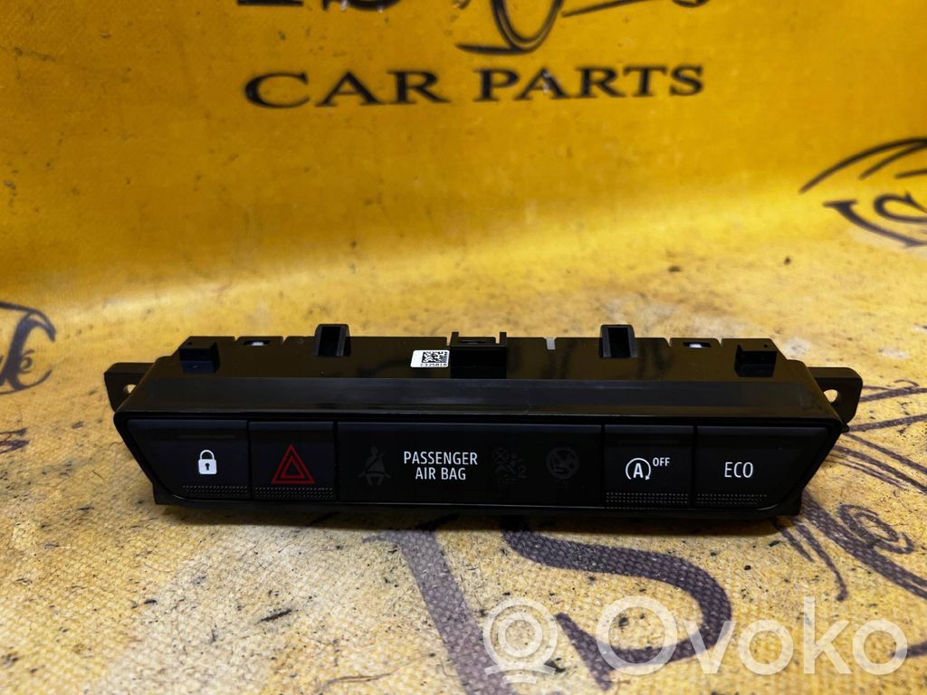 Dacia Sandero III A set of switches 