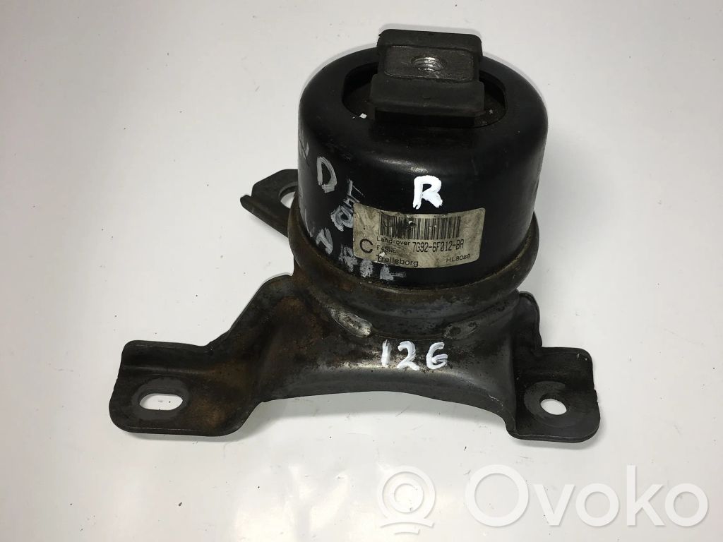 Land Rover Freelander 2 - LR2 Engine mount bracket 