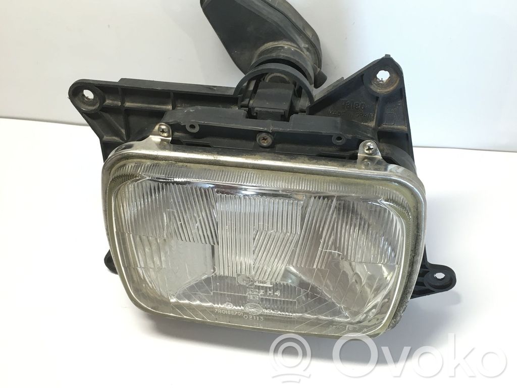 Nissan Patrol 260 Headlight/headlamp 