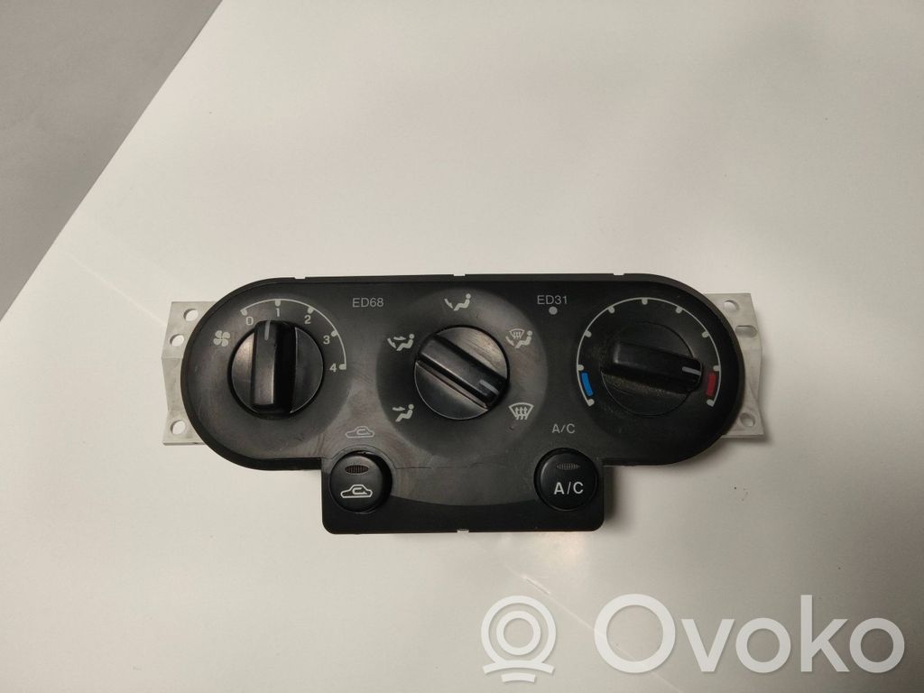 Ford Maverick Climate control unit 