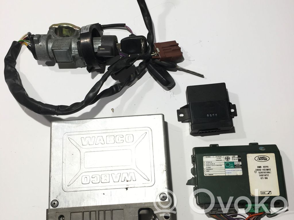 Land Rover Discovery Engine ECU kit and lock set 