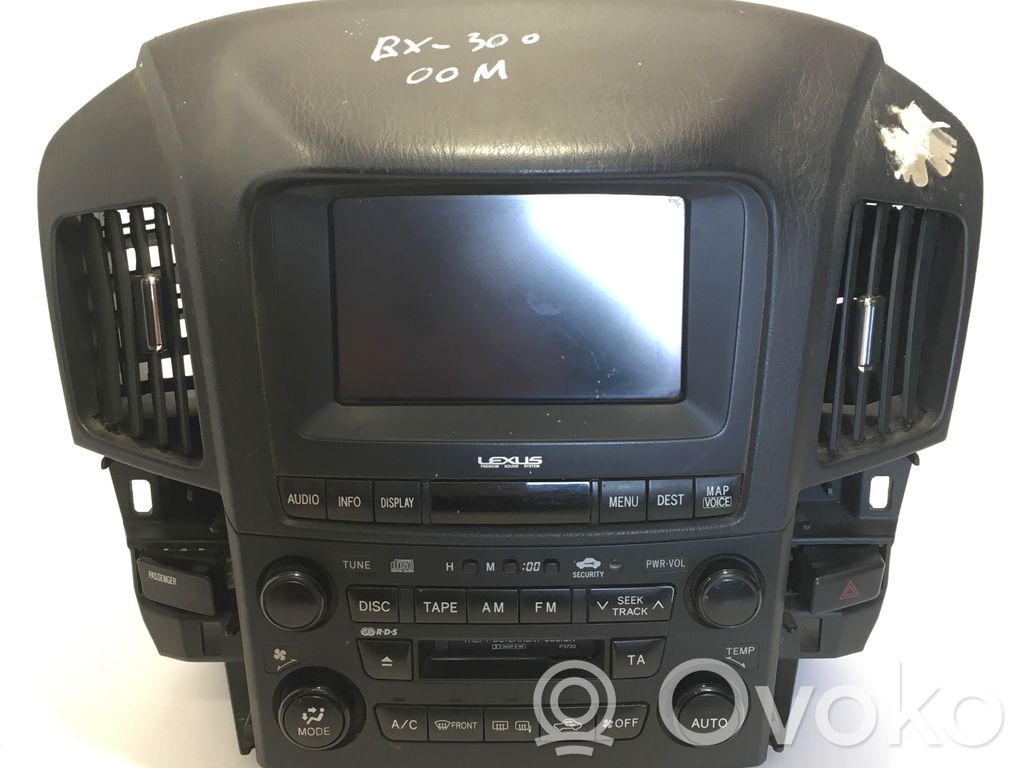 Lexus RX 300 Radio/CD/DVD/GPS head unit 