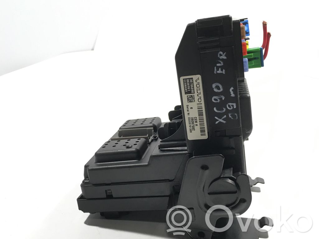 Volvo XC90 Sulakemoduuli 