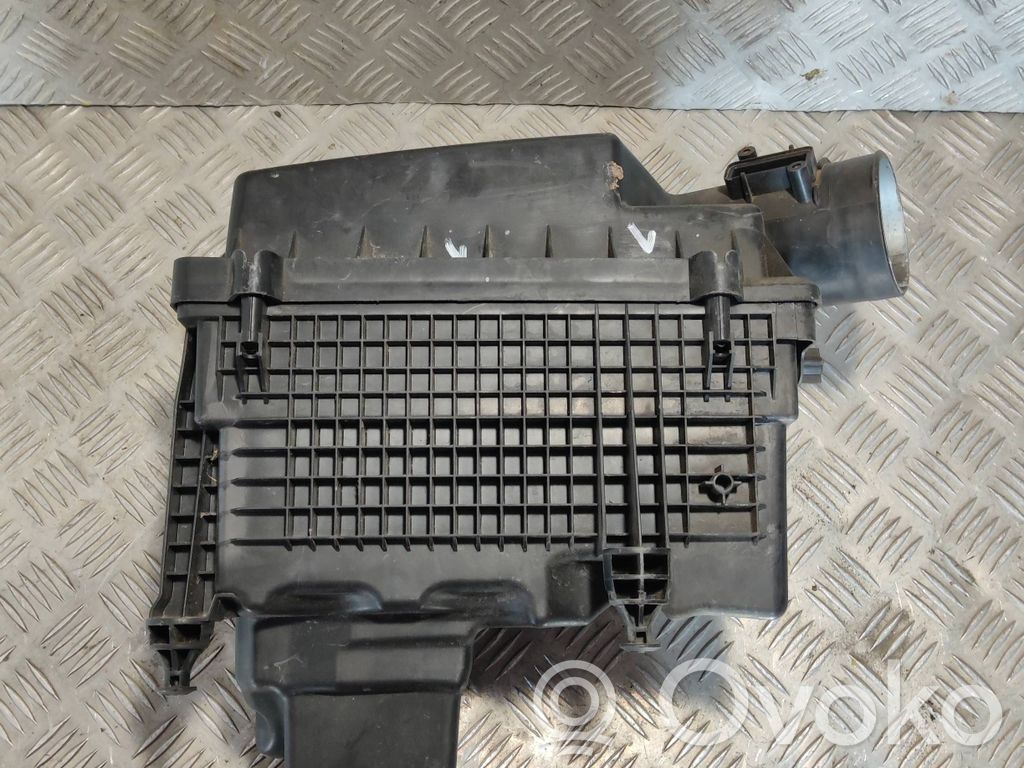 Land Rover Freelander 2 - LR2 Cutie filtru aer 