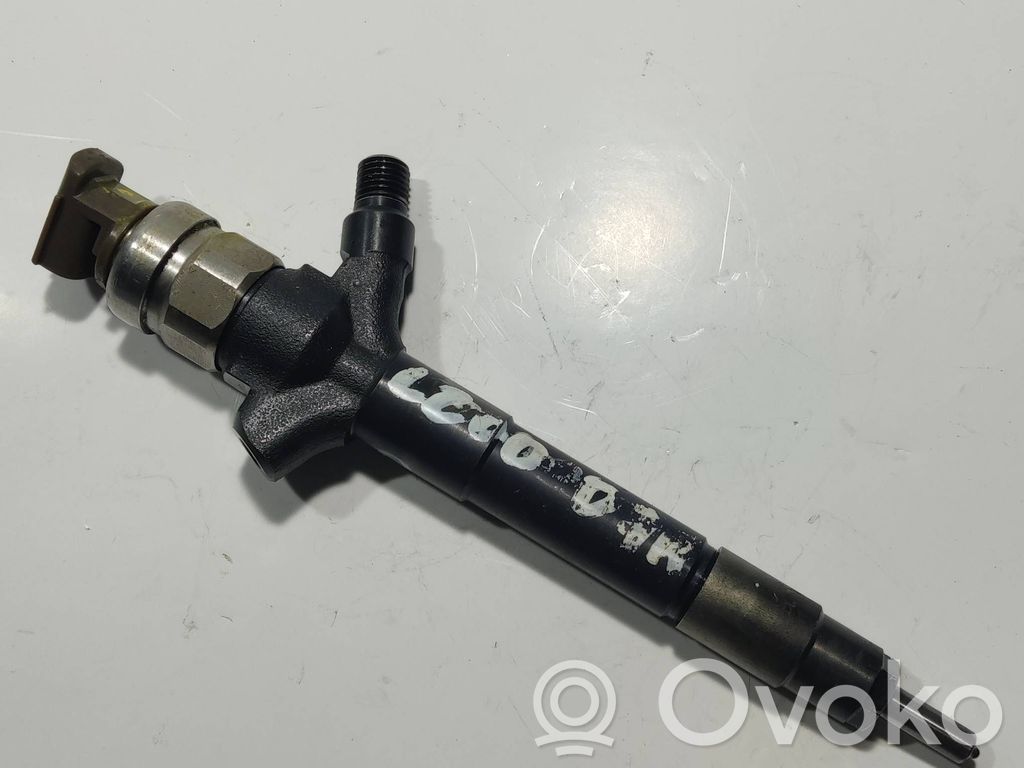 Mitsubishi L200 Inyector de combustible 