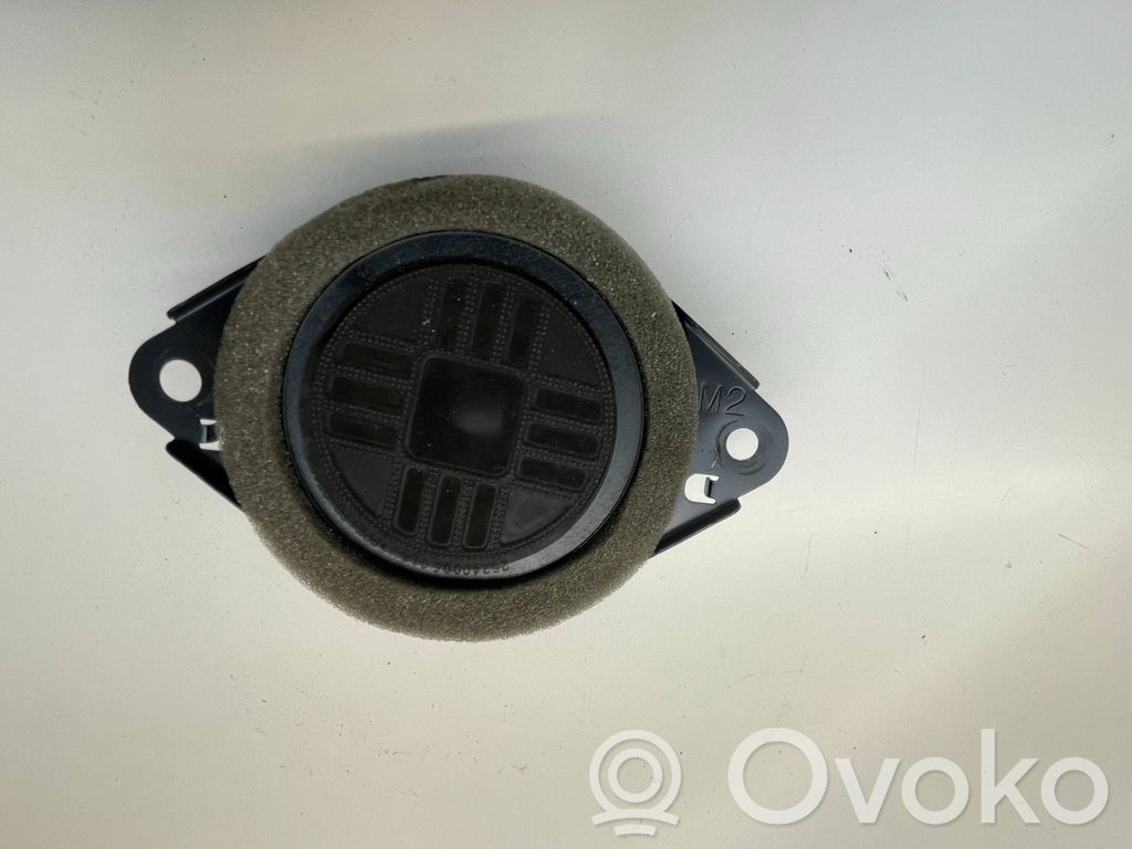 Lexus NX Altavoz subwoofer 