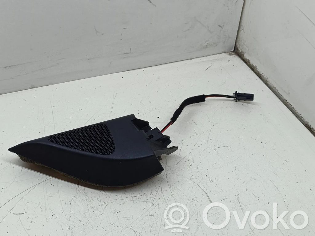 Volkswagen PASSAT B6 Maskownica głośnika bocznego deski rozdzielczej 