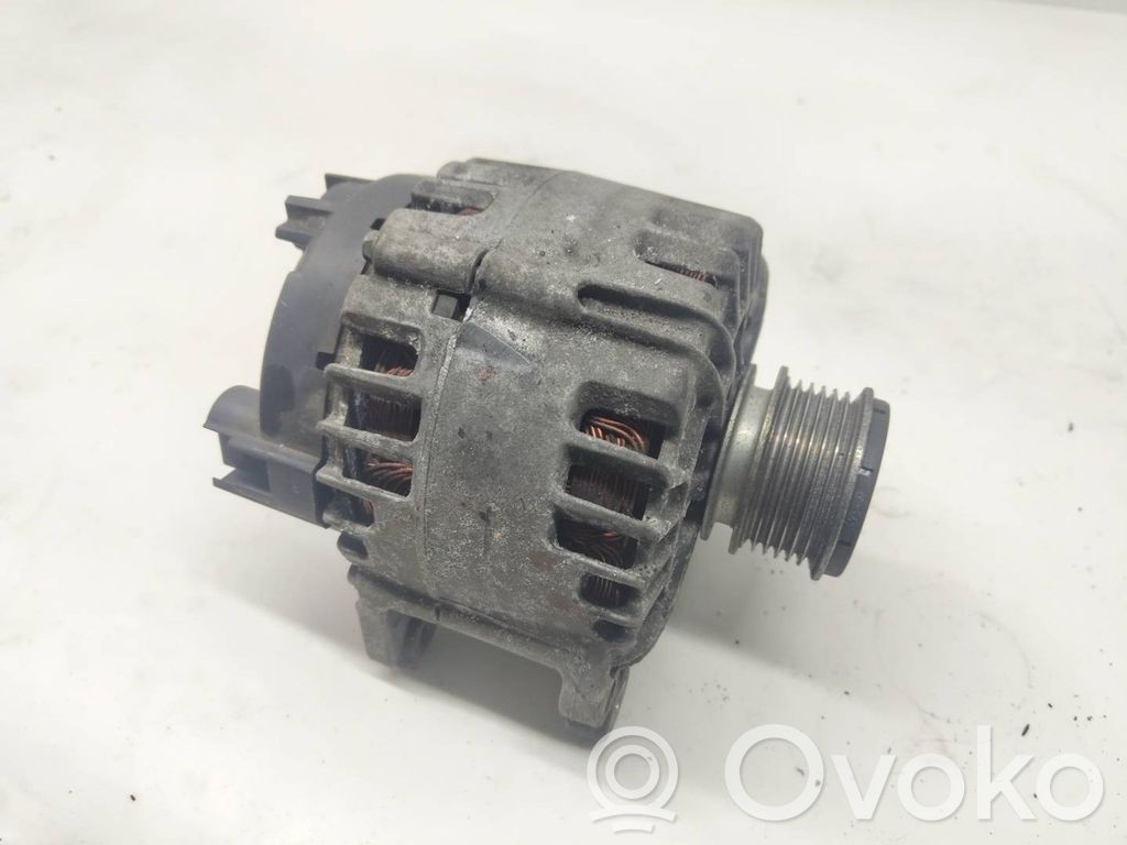 Volkswagen Golf VI Alternator 