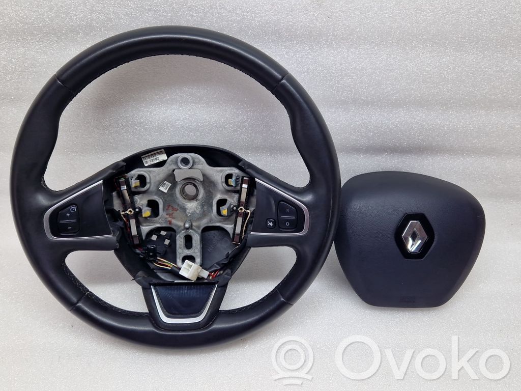 Renault Captur Ohjauspyörä 