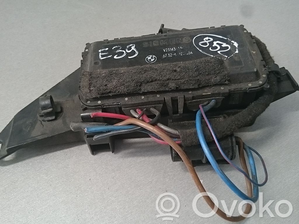 BMW 5 E39 Jäähdytyspuhaltimen rele 