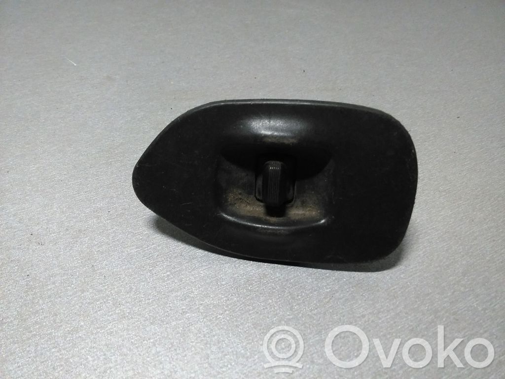Subaru Legacy Electric window control switch 