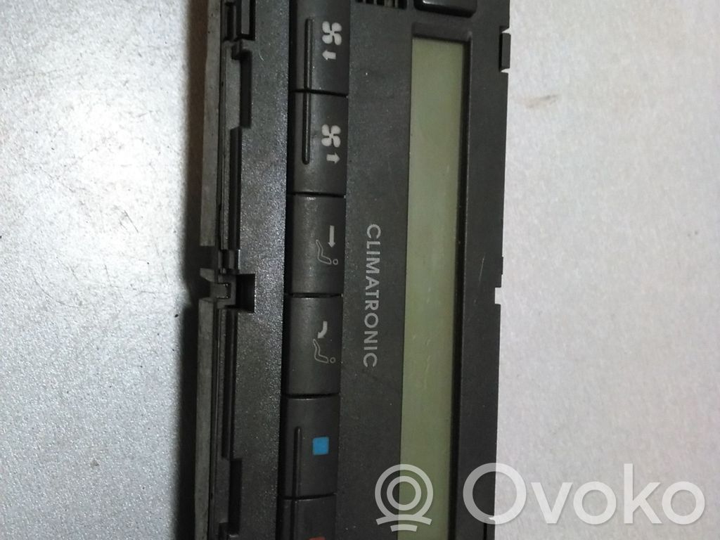 Skoda Octavia Mk1 (1U) Climate control unit 