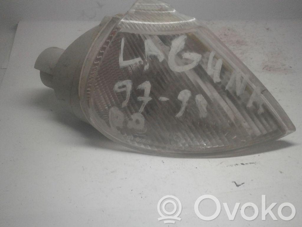Renault Laguna I Front indicator light 