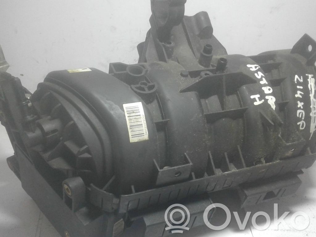 Opel Astra H Colector de admisión 