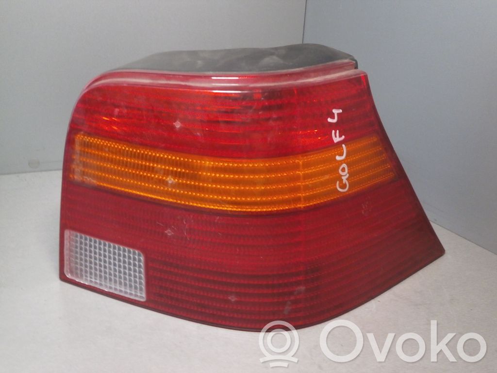 Lampa tylna   1J6945096R,67742060,1J69450112Q,1J6945096BA,1J6945096J,1J6945096P,1J6945096Q,1J6945112Q,1J6945257