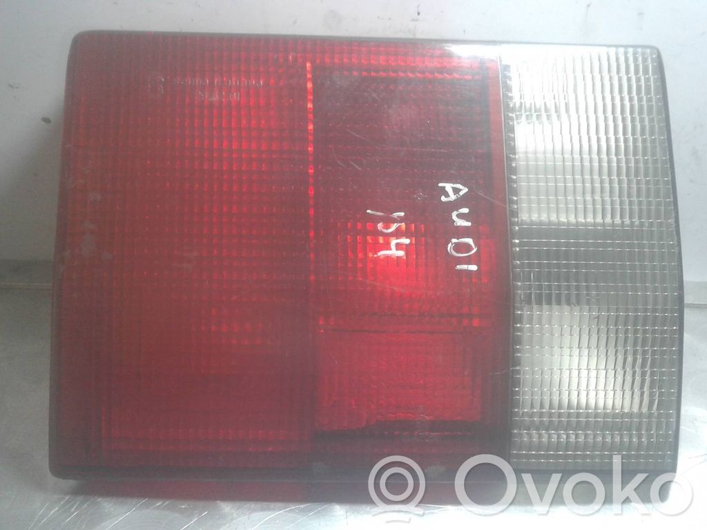 Audi 80 90 S2 B4 Rückleuchte Heckleuchte innen 