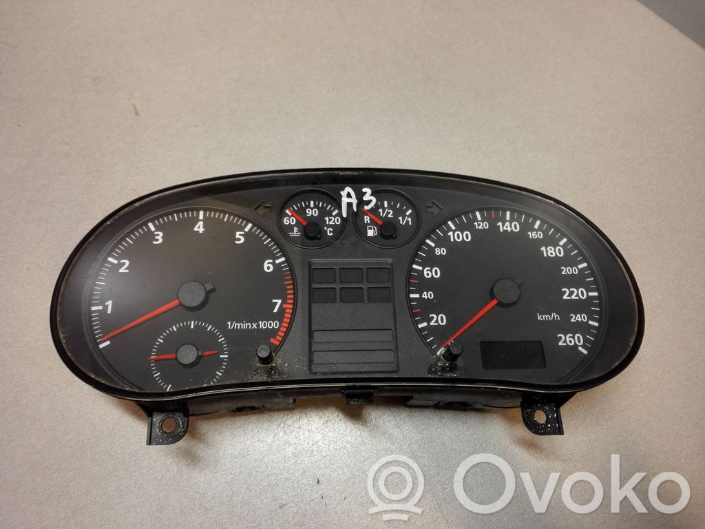 Audi A3 S3 8L Nopeusmittari (mittaristo) 