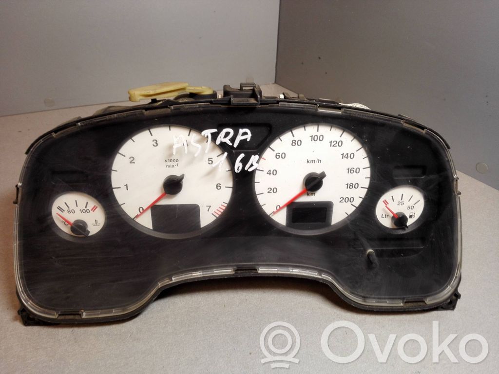 Opel Astra G Speedometer (instrument cluster) 