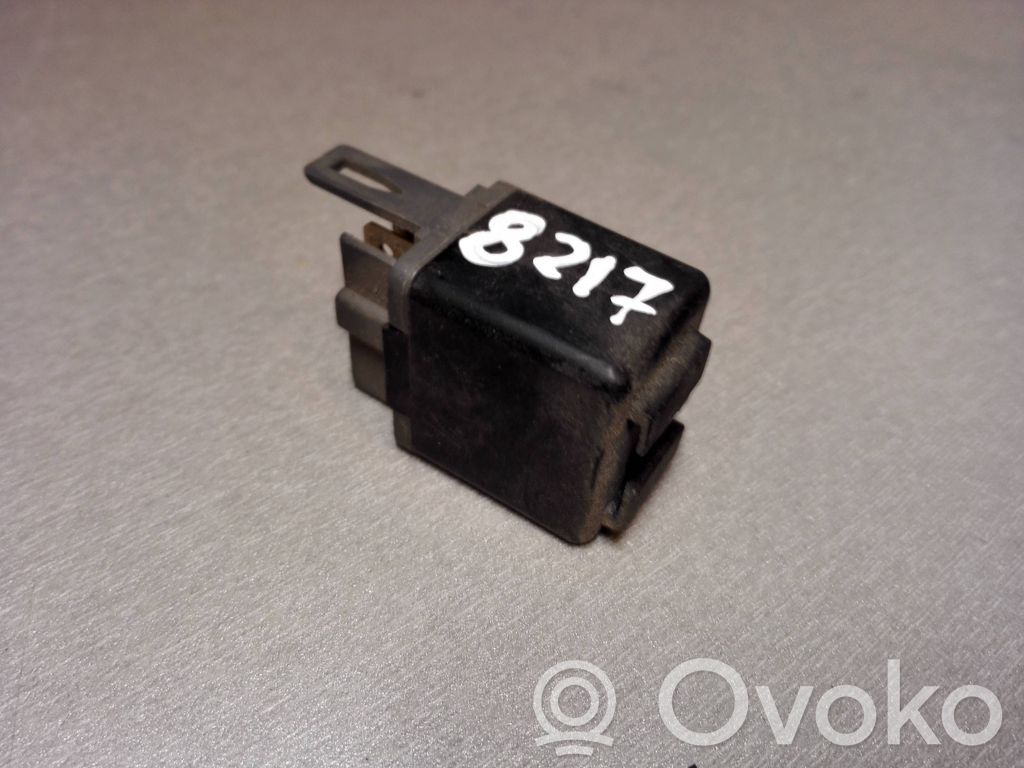 Muu rele   DC12V20A,HD22,6F10