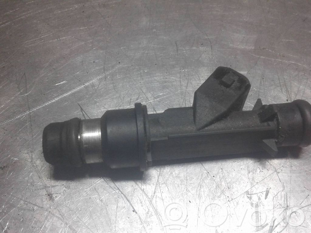 Opel Astra G Fuel injector 