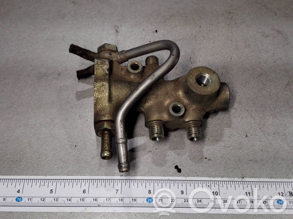 BMW 7 E38 Fuel main line pipe 