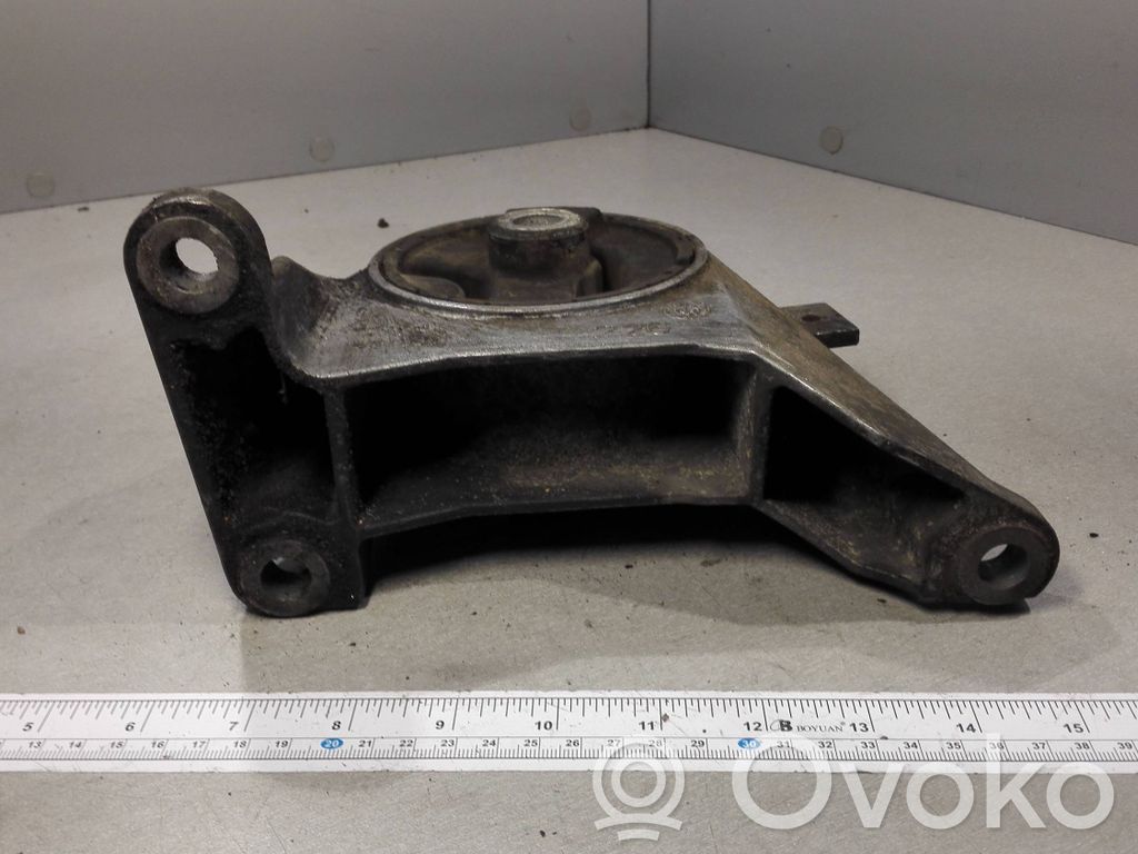 Opel Vectra C Engine mount bracket 