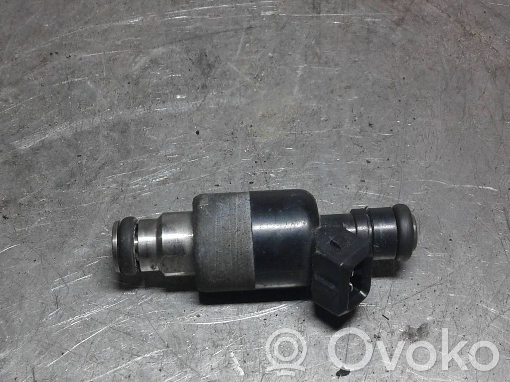 Opel Astra G Inyector de combustible 