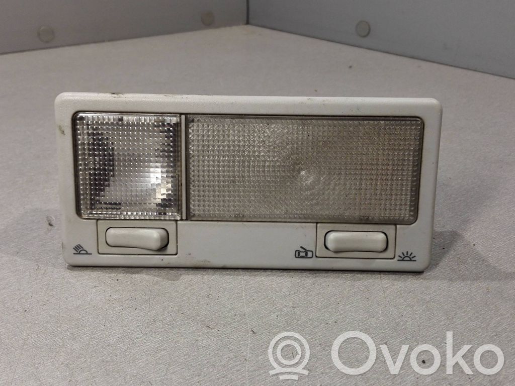 Volkswagen PASSAT B4 Luz del asiento delantero 
