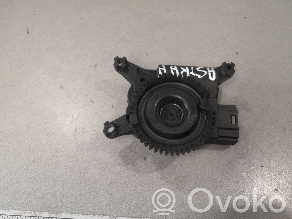 Opel Astra H Silniczek nagrzewnicy 