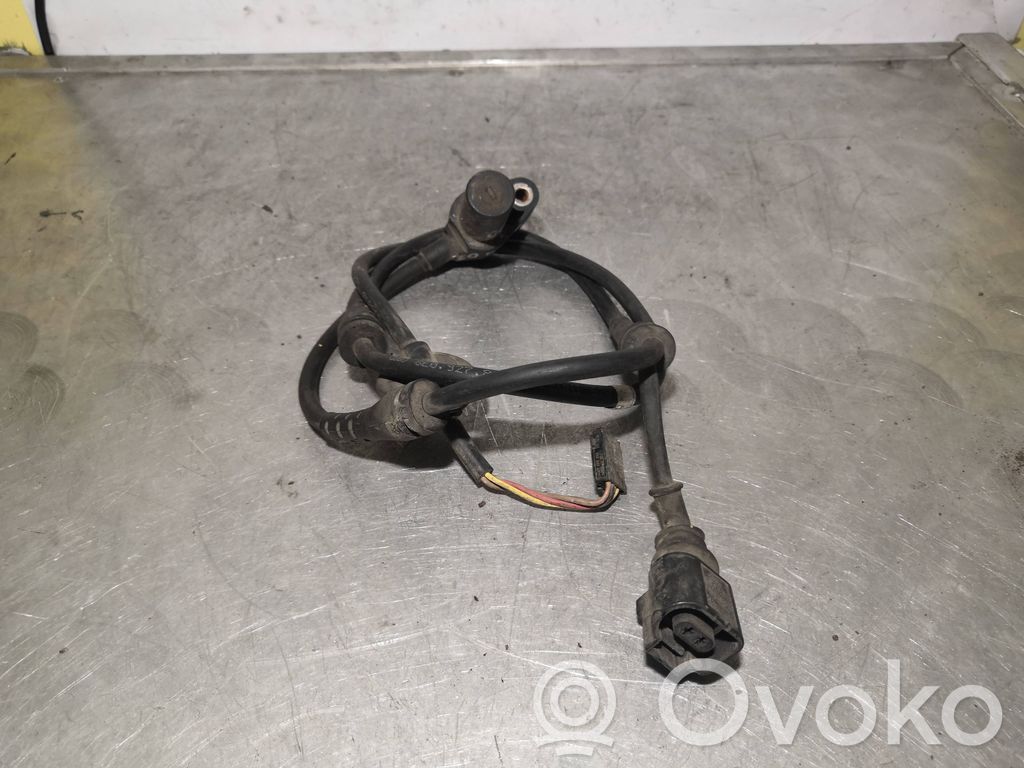 Audi A4 S4 B6 8E 8H Czujnik prędkości obrotowej koła ABS 