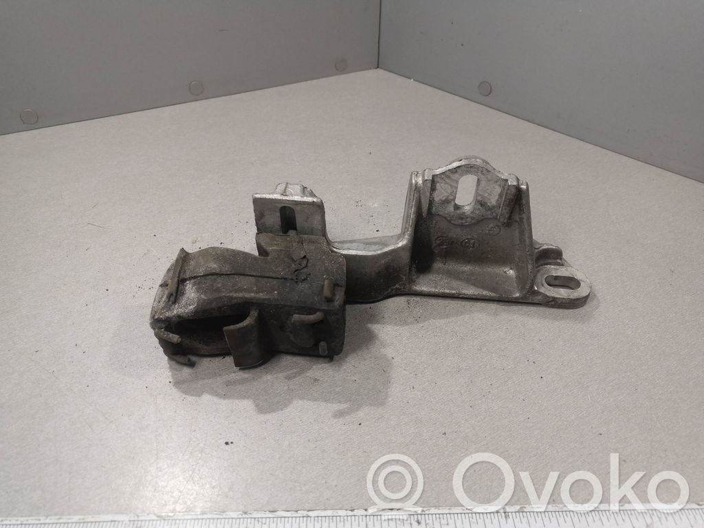 Ford Galaxy Engine mounting bracket 