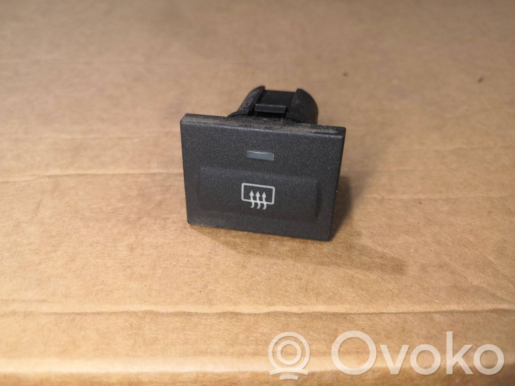 Ford Focus C-MAX Windscreen/window heater switch 
