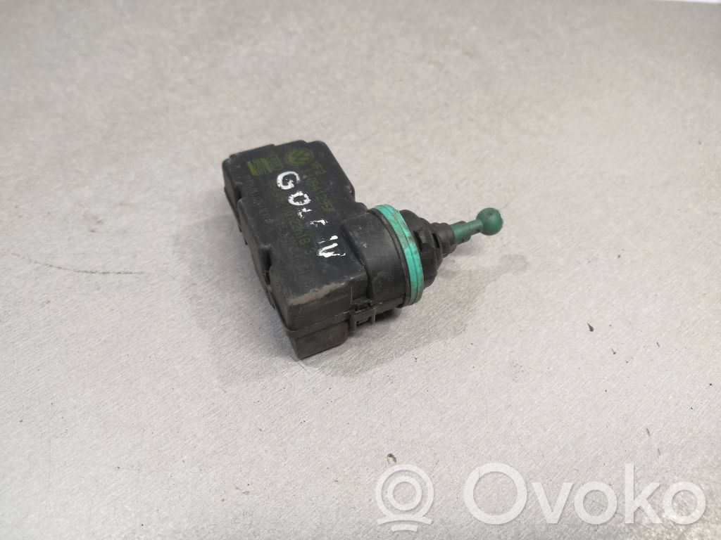 Volkswagen Golf IV Silniczek regulacji świateł 