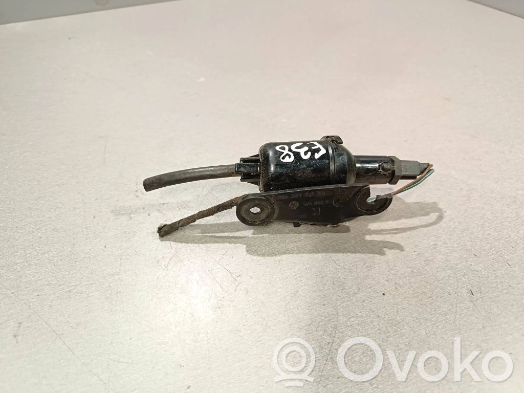 BMW 7 E38 Etuoven ulkokahvan valo (ulko) 