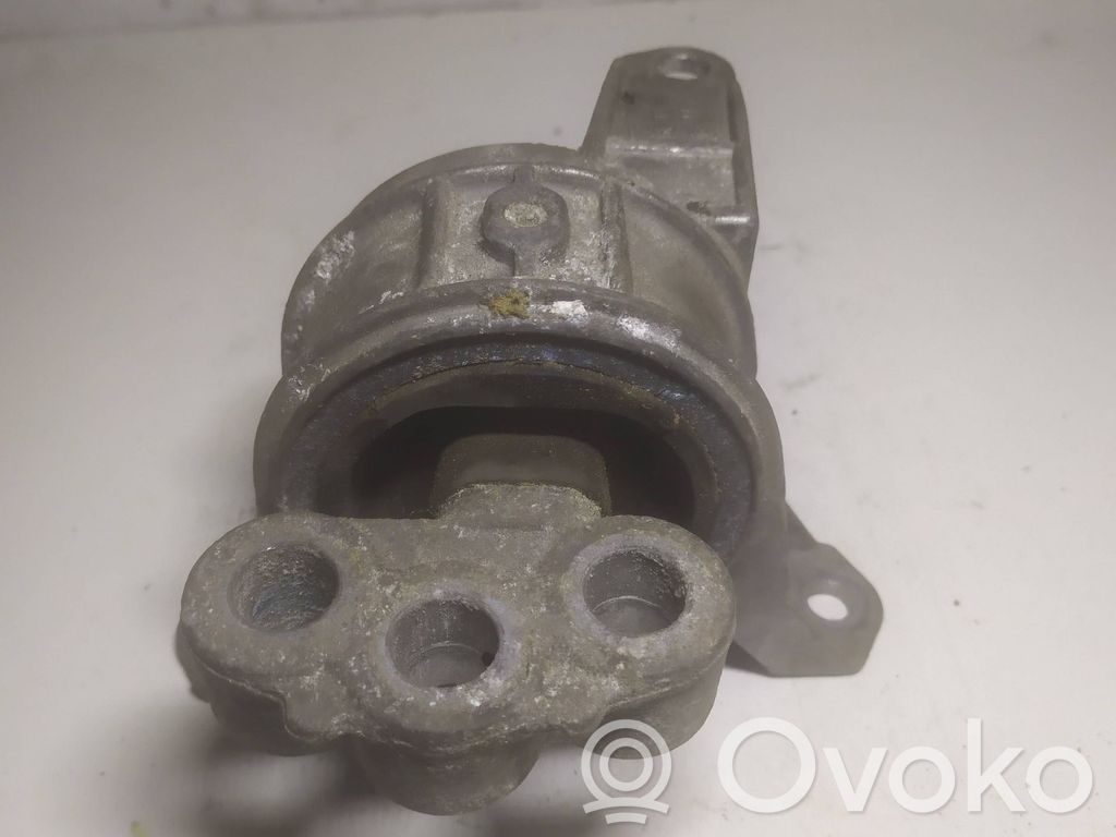 Opel Zafira A Engine mount bracket 